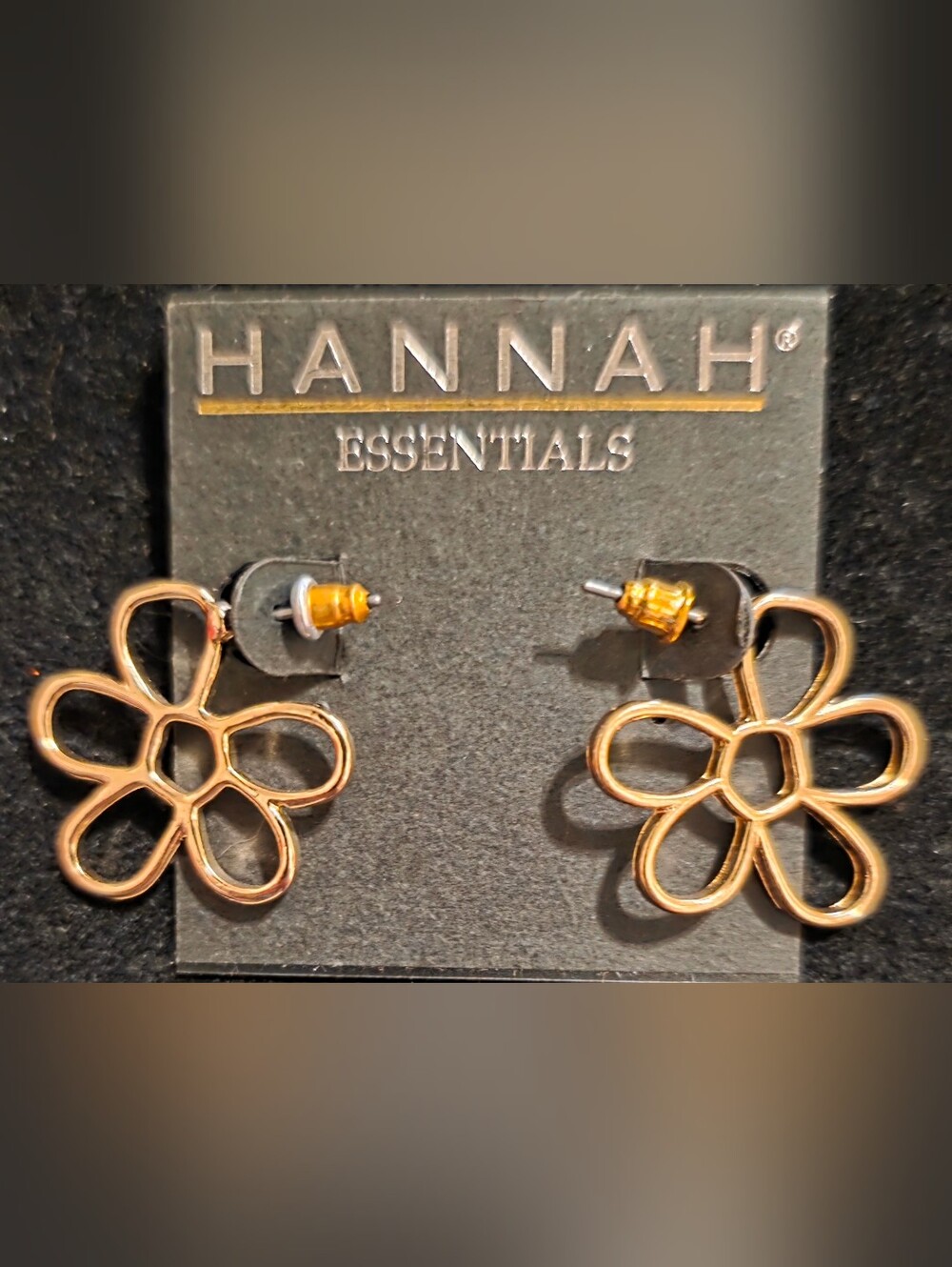 Open Petal Flower Outline Earrings